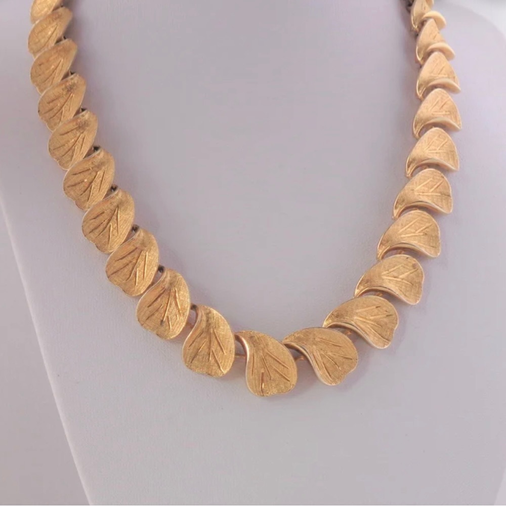 Francois Line by Coro Gold Leaf Necklace